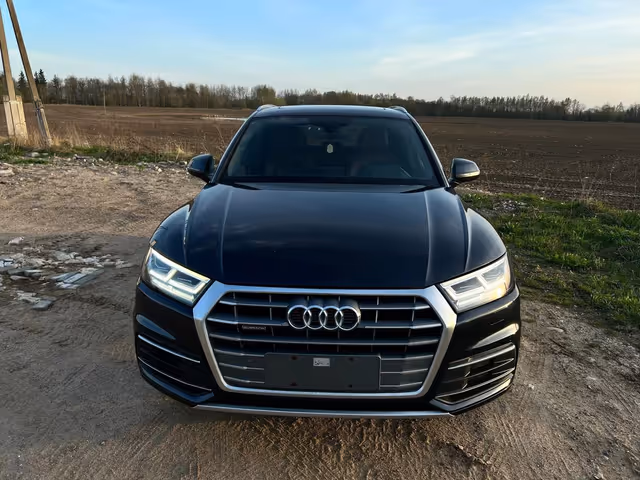Audi Q5 - фото 4