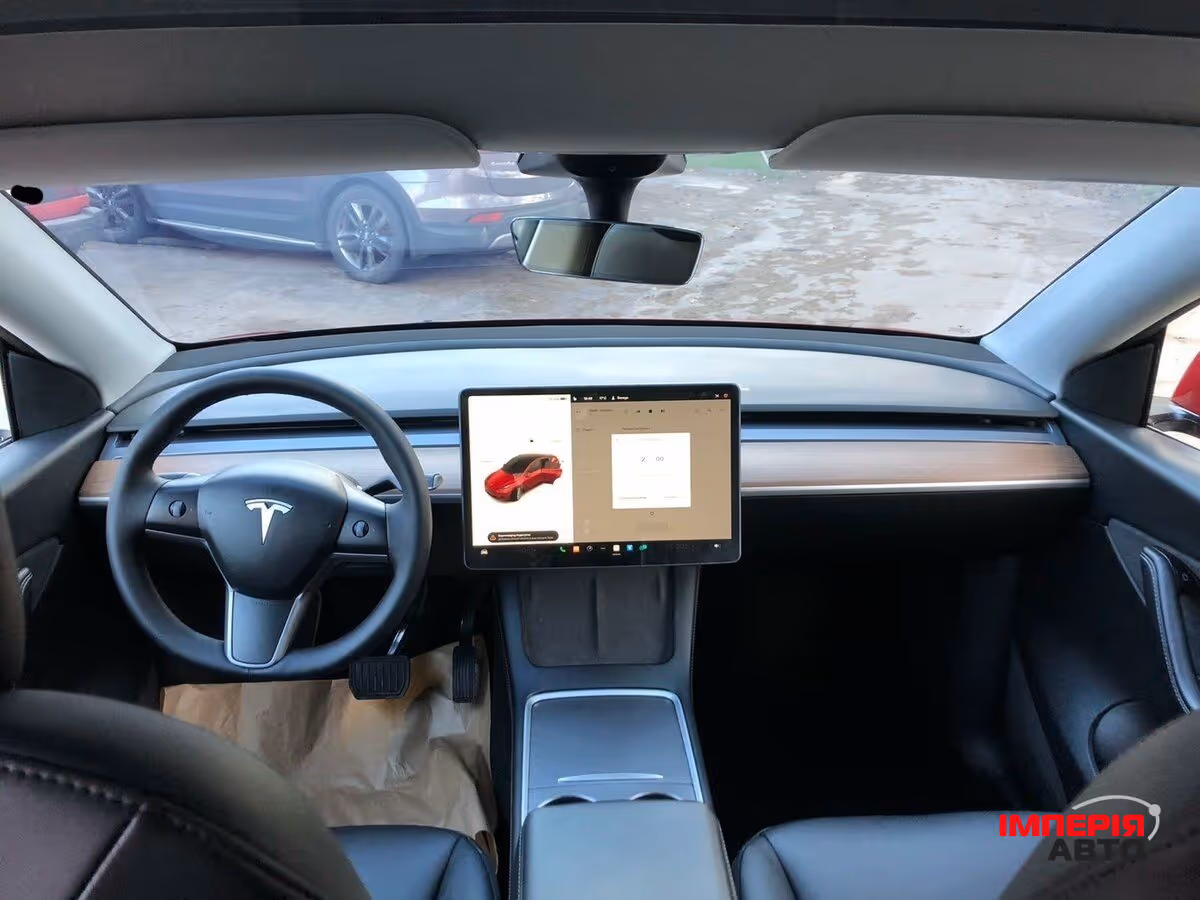 Tesla Model Y - фото 12