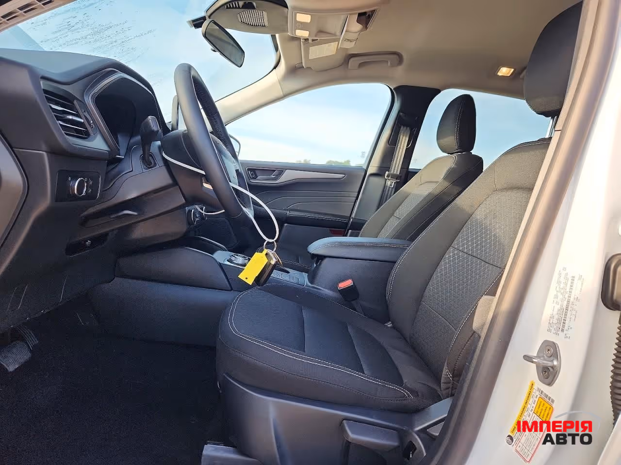 Ford Escape - фото 7