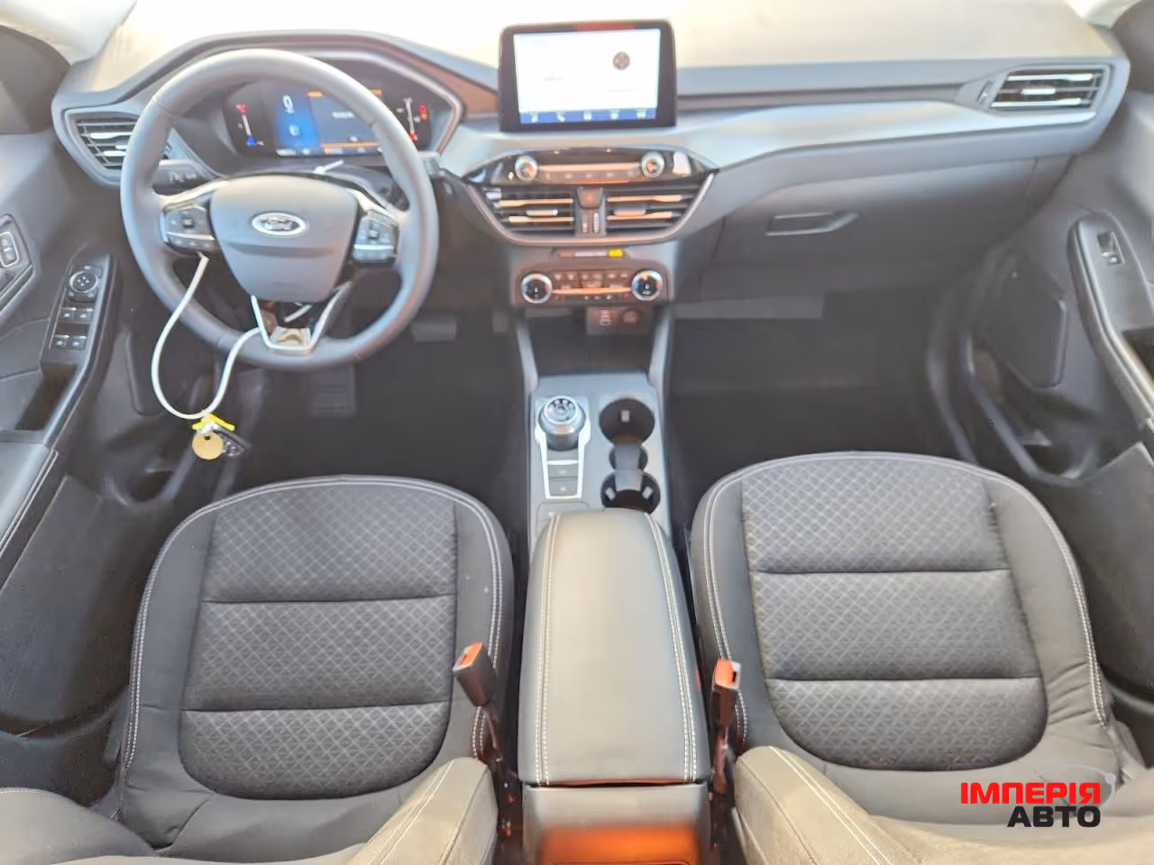 Ford Escape - фото 8
