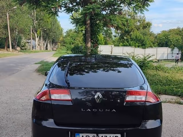 Renault Laguna - фото 4