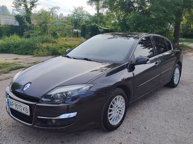 Renault Laguna - фото 1