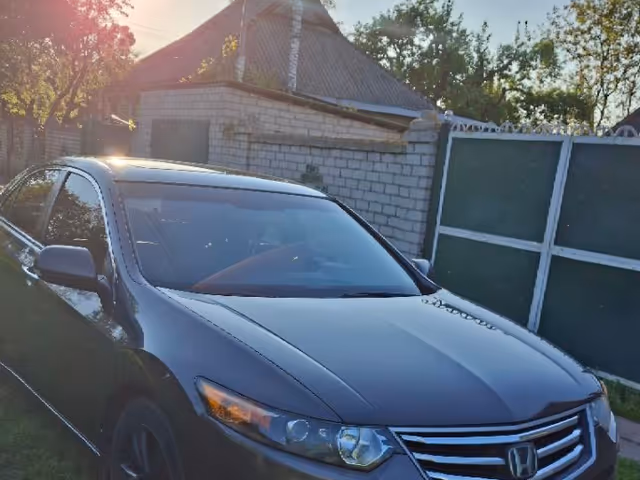 Honda Accord - фото 1