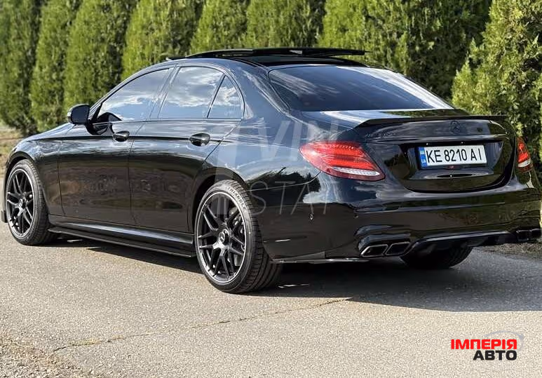 Mercedes-Benz E-Класс AMG - фото 9
