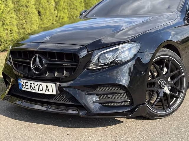 Mercedes-Benz E-Класс AMG - фото 2