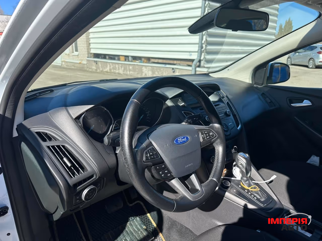 Ford Focus - фото 12
