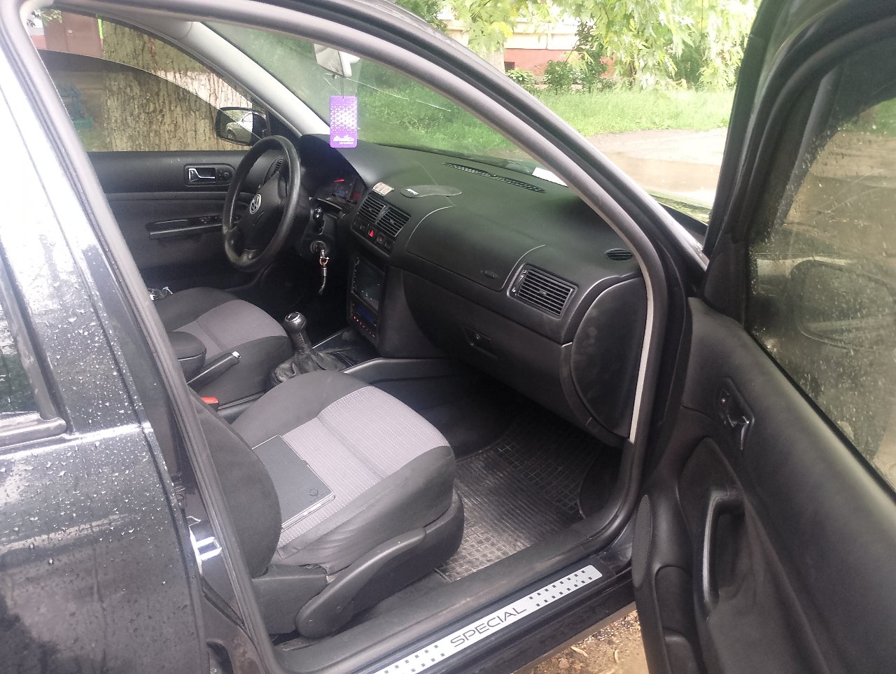 Volkswagen Golf - фото 6