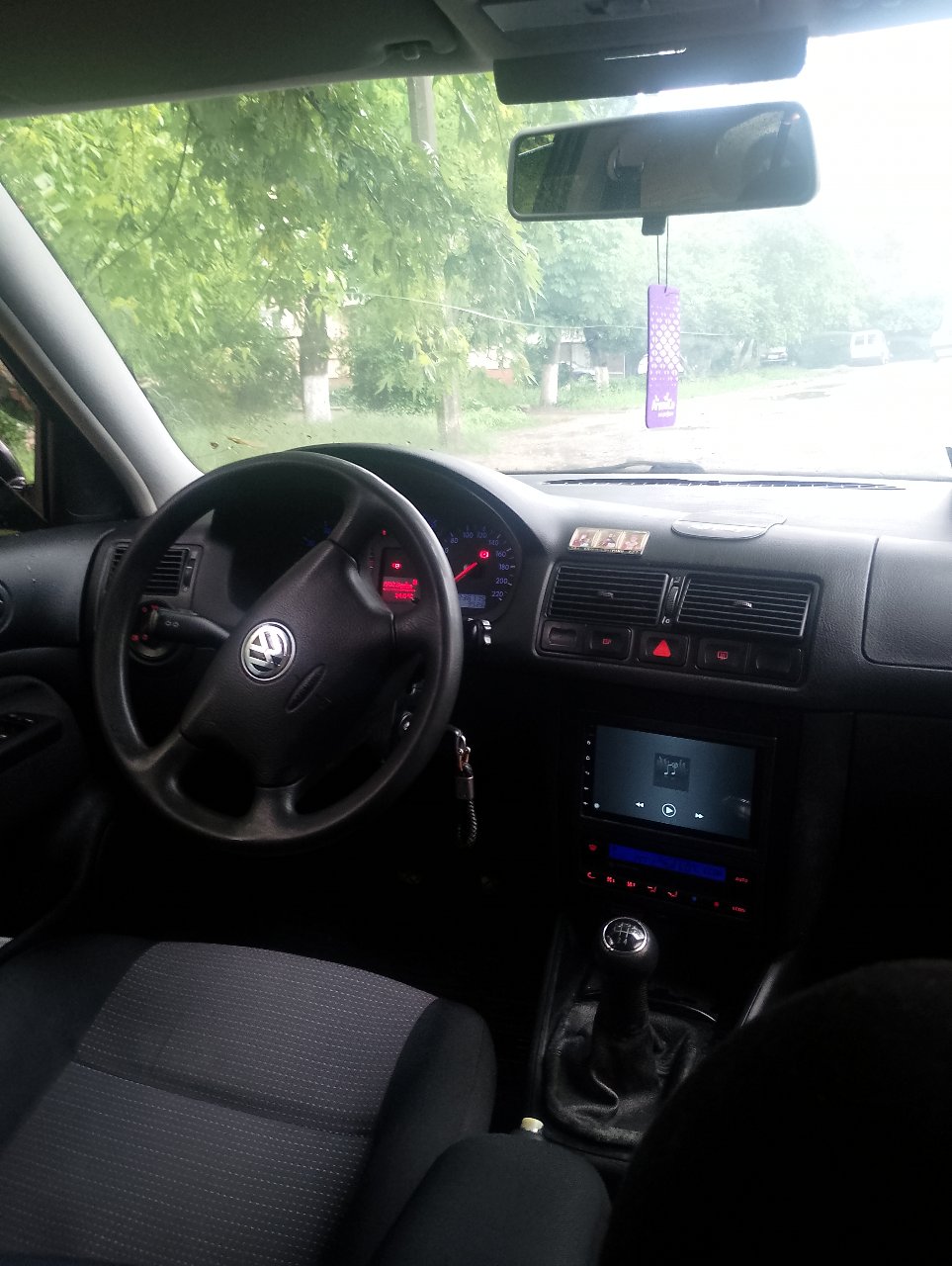 Volkswagen Golf - фото 10