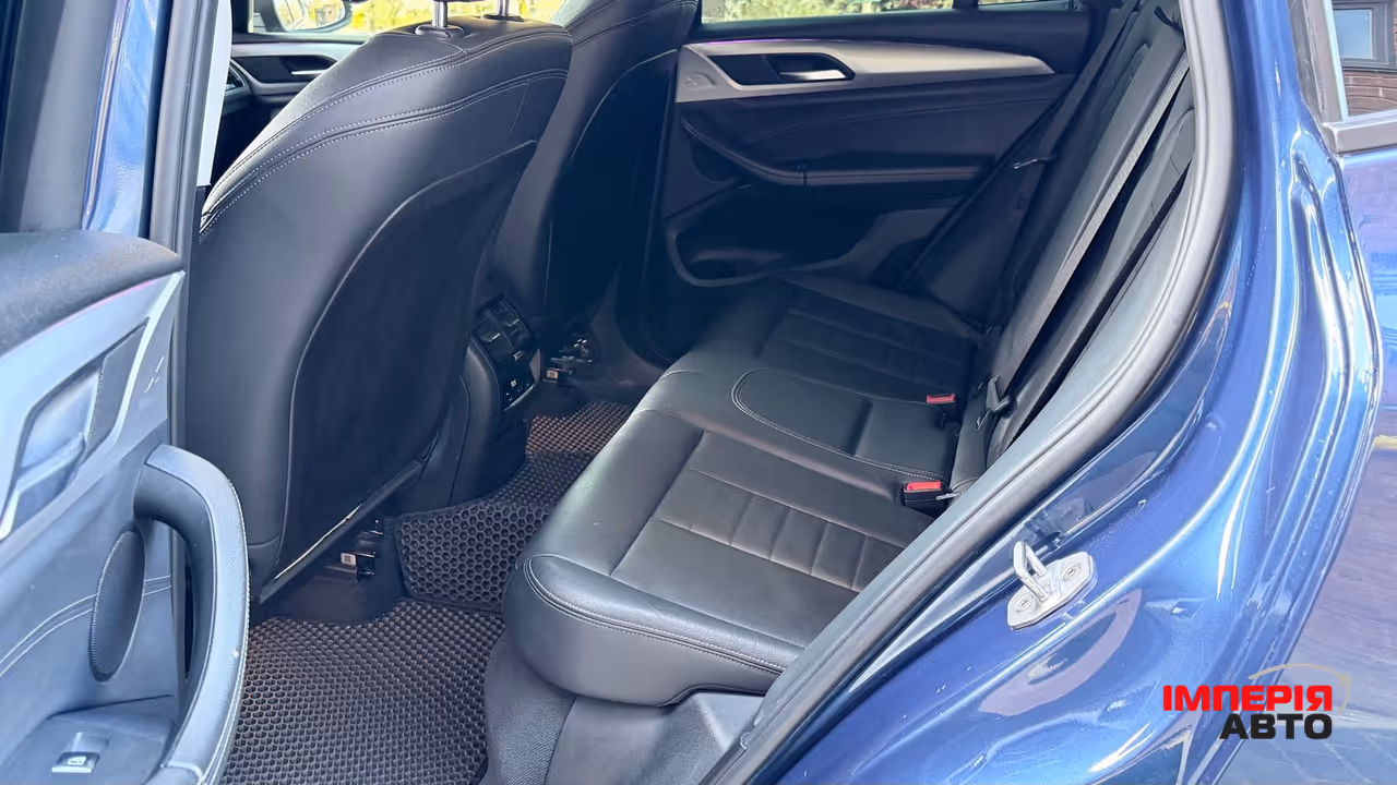 BMW X3 - фото 11