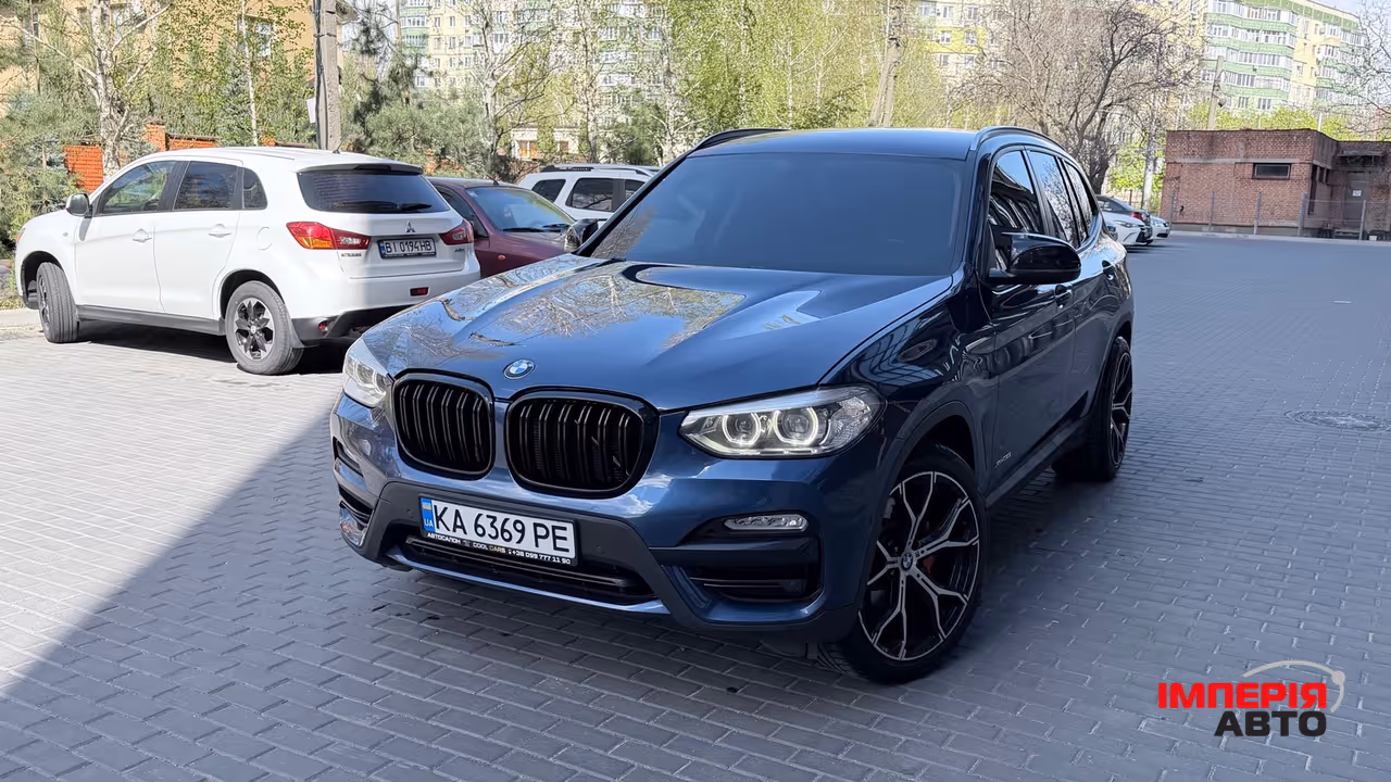 BMW X3 - фото 1