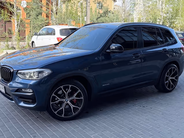 BMW X3 - фото 2