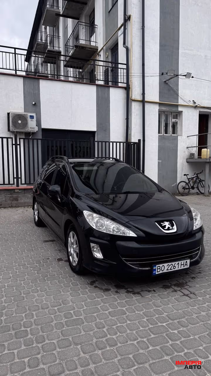 Peugeot 308 - фото 2