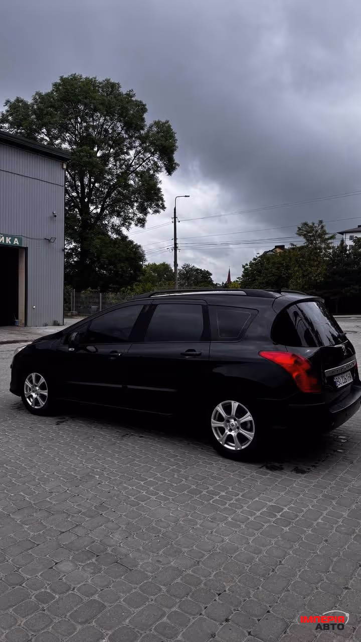 Peugeot 308 - фото 5