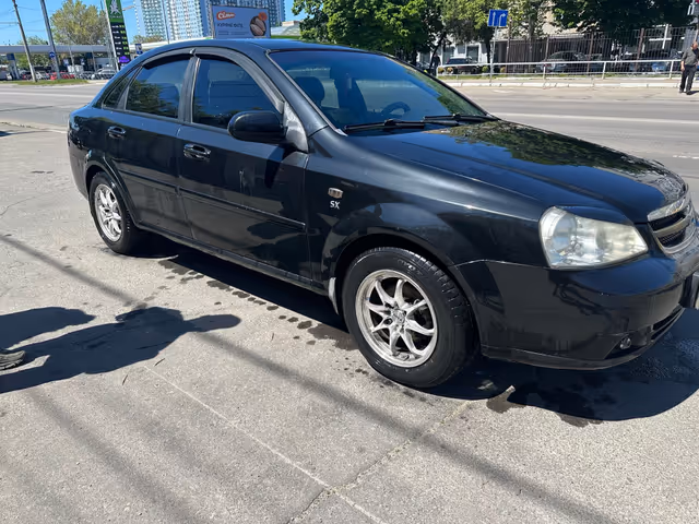 Chevrolet Lacetti - фото 1