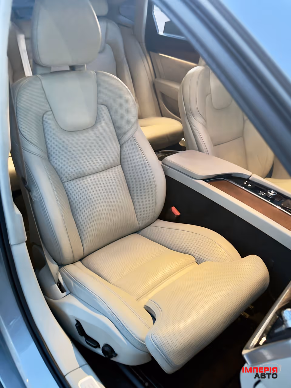Volvo S90 - фото 20