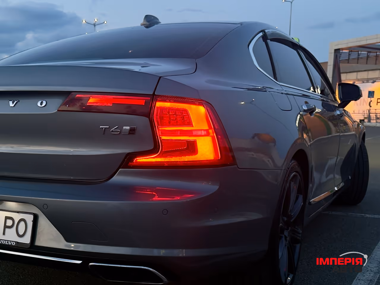 Volvo S90 - фото 9