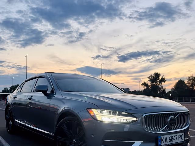 Volvo S90 - фото 1