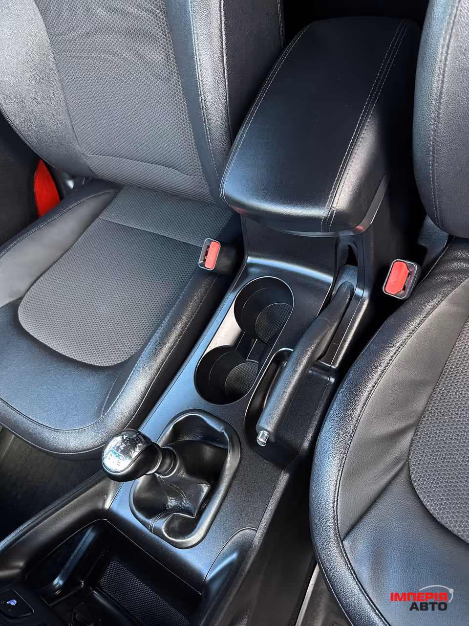 Hyundai ix35 - фото 27