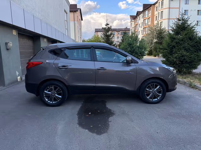 Hyundai ix35 - фото 5