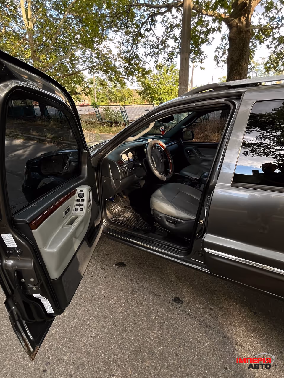 Jeep Grand Cherokee - фото 3