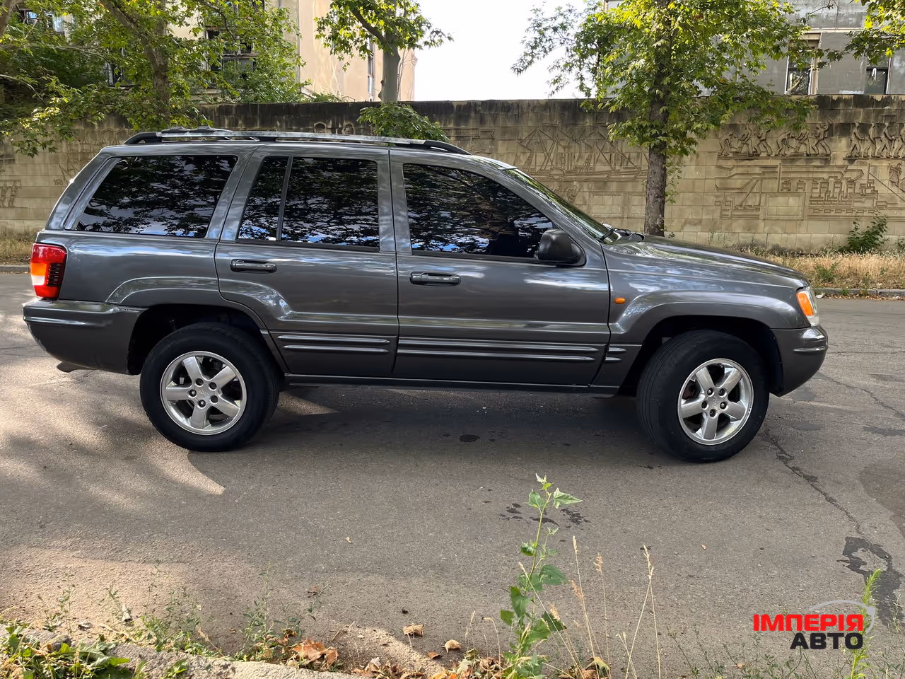 Jeep Grand Cherokee - фото 10