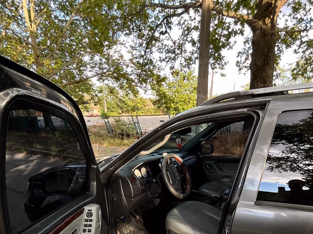 Jeep Grand Cherokee - фото 3