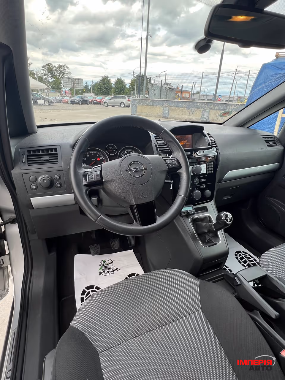 Opel Zafira - фото 27