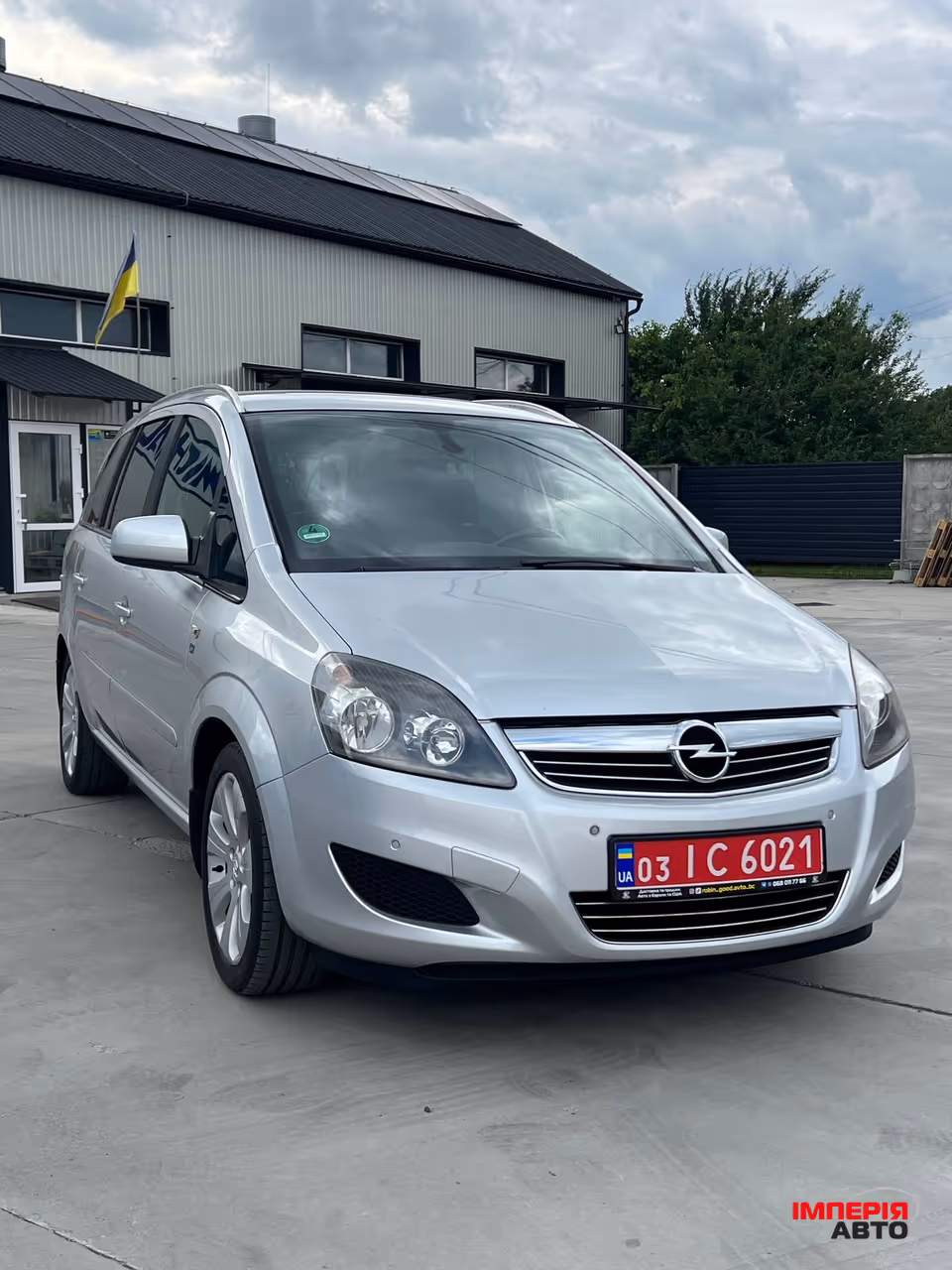Opel Zafira - фото 23