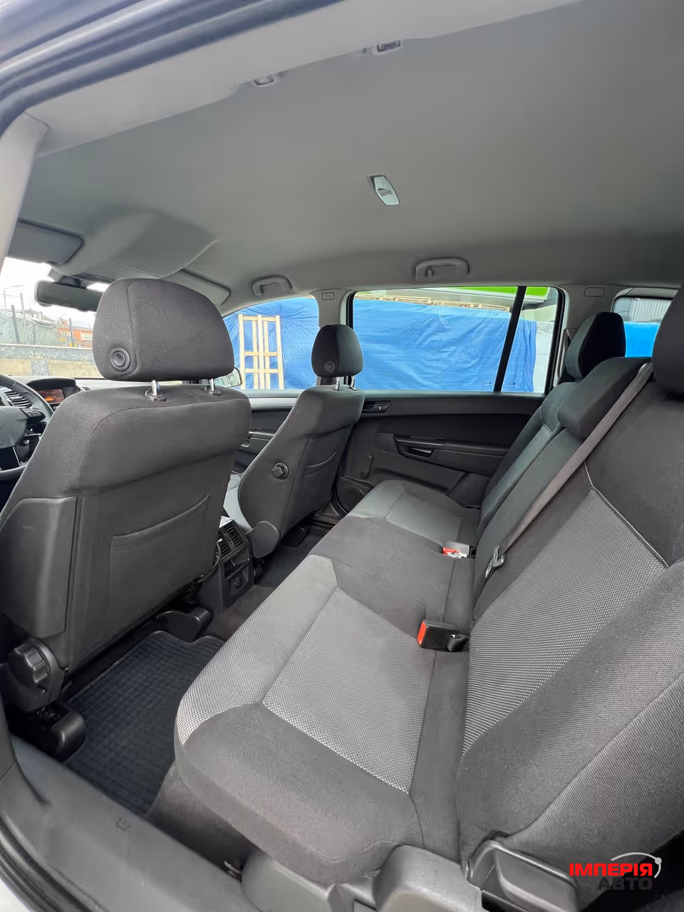 Opel Zafira - фото 26