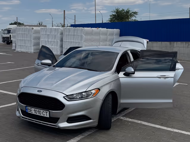 Ford Fusion USA - фото 2