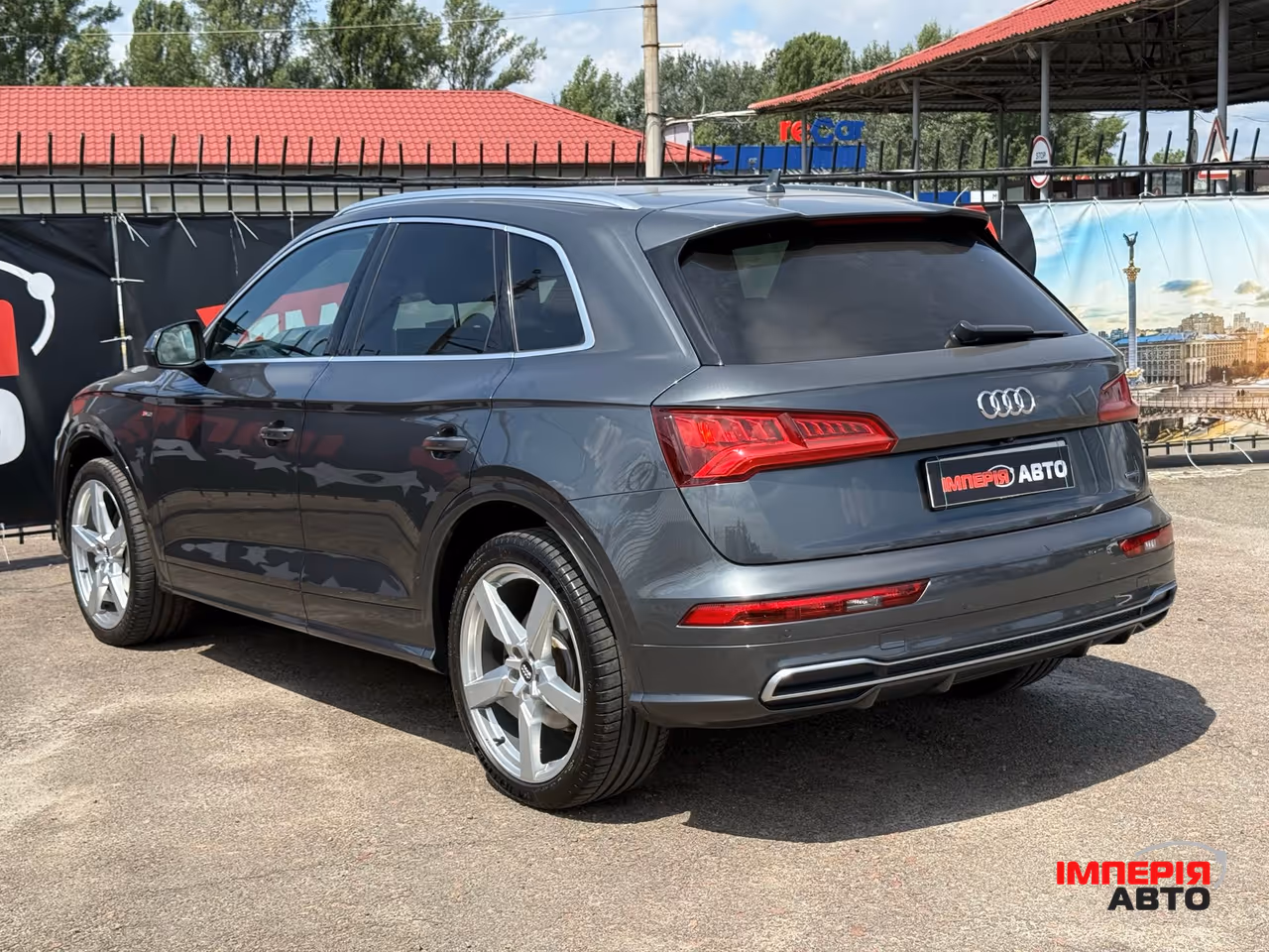 Audi Q5 - фото 5