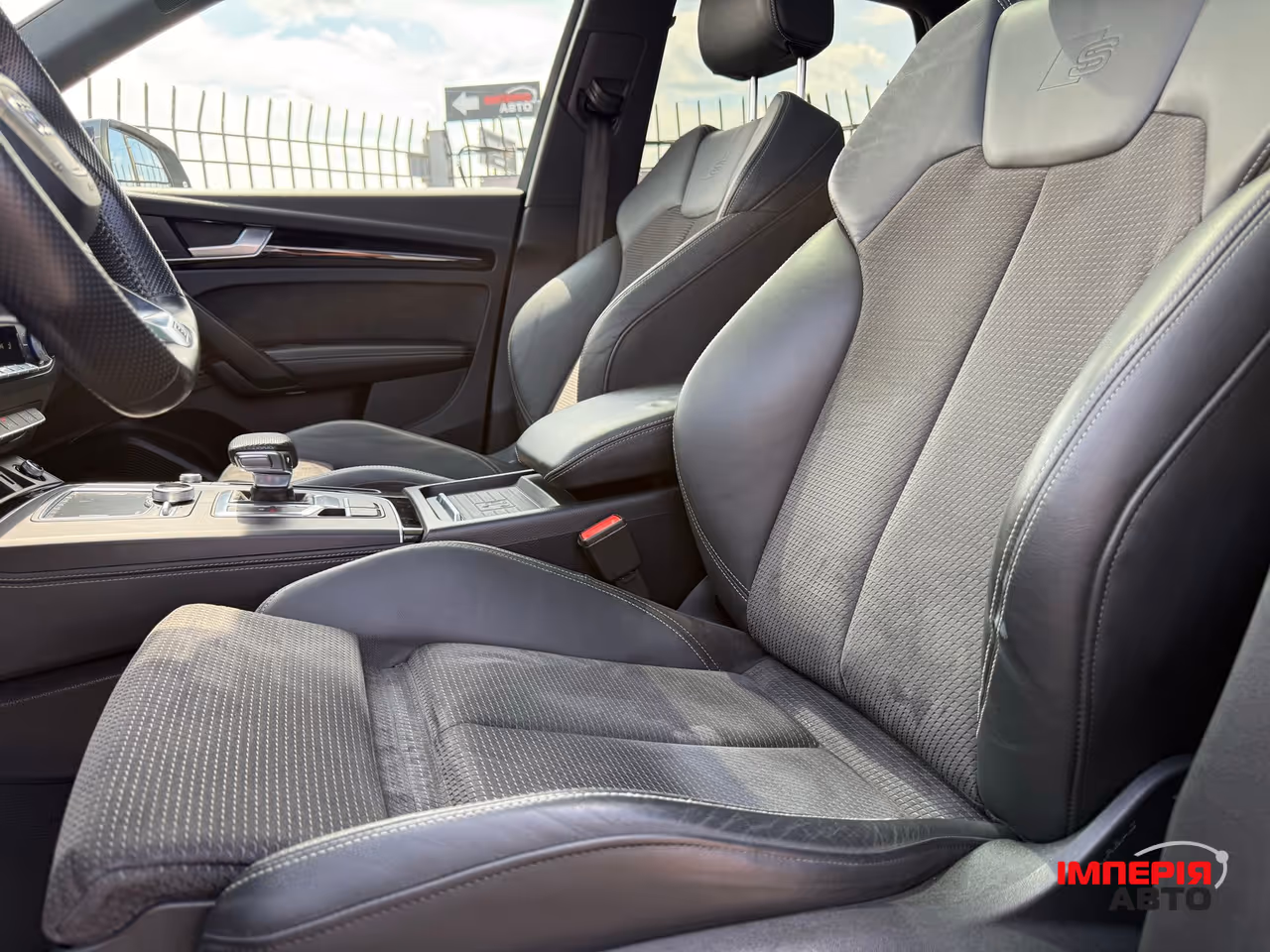 Audi Q5 - фото 13