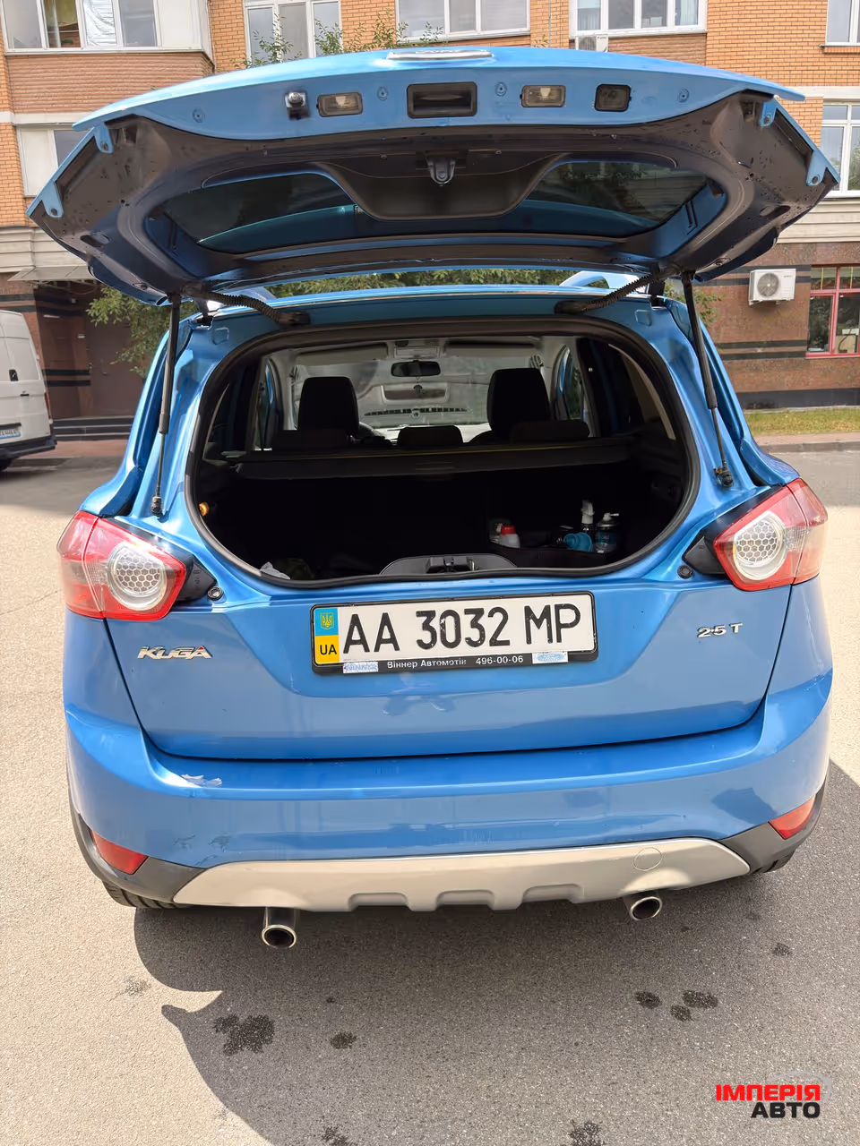 Ford Kuga - фото 8