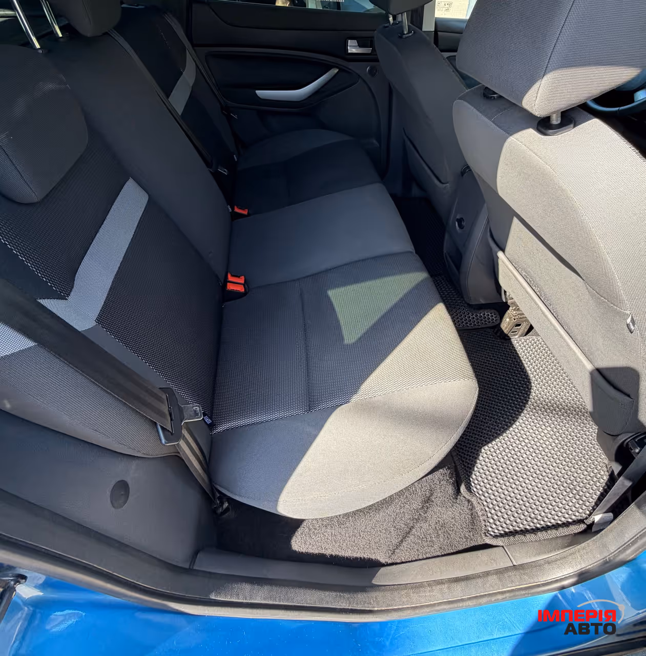 Ford Kuga - фото 11