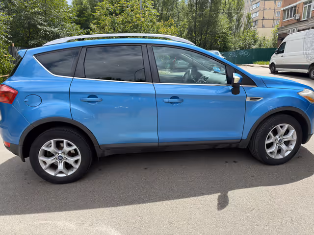 Ford Kuga - фото 4