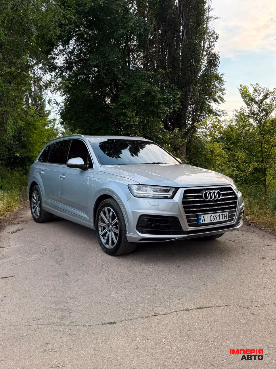 Audi Q7 - фото 2