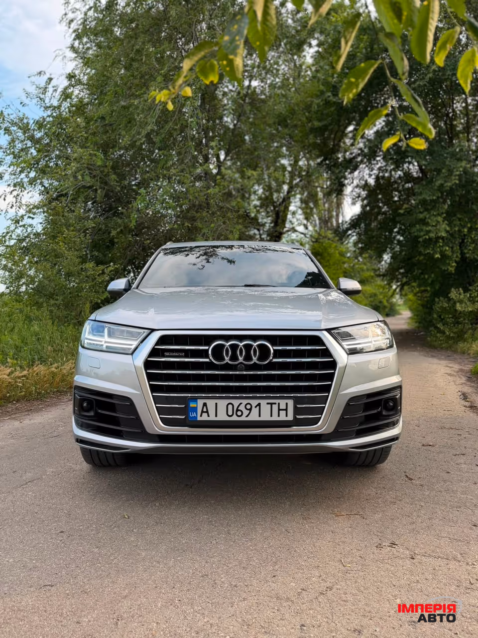 Audi Q7 - фото 4