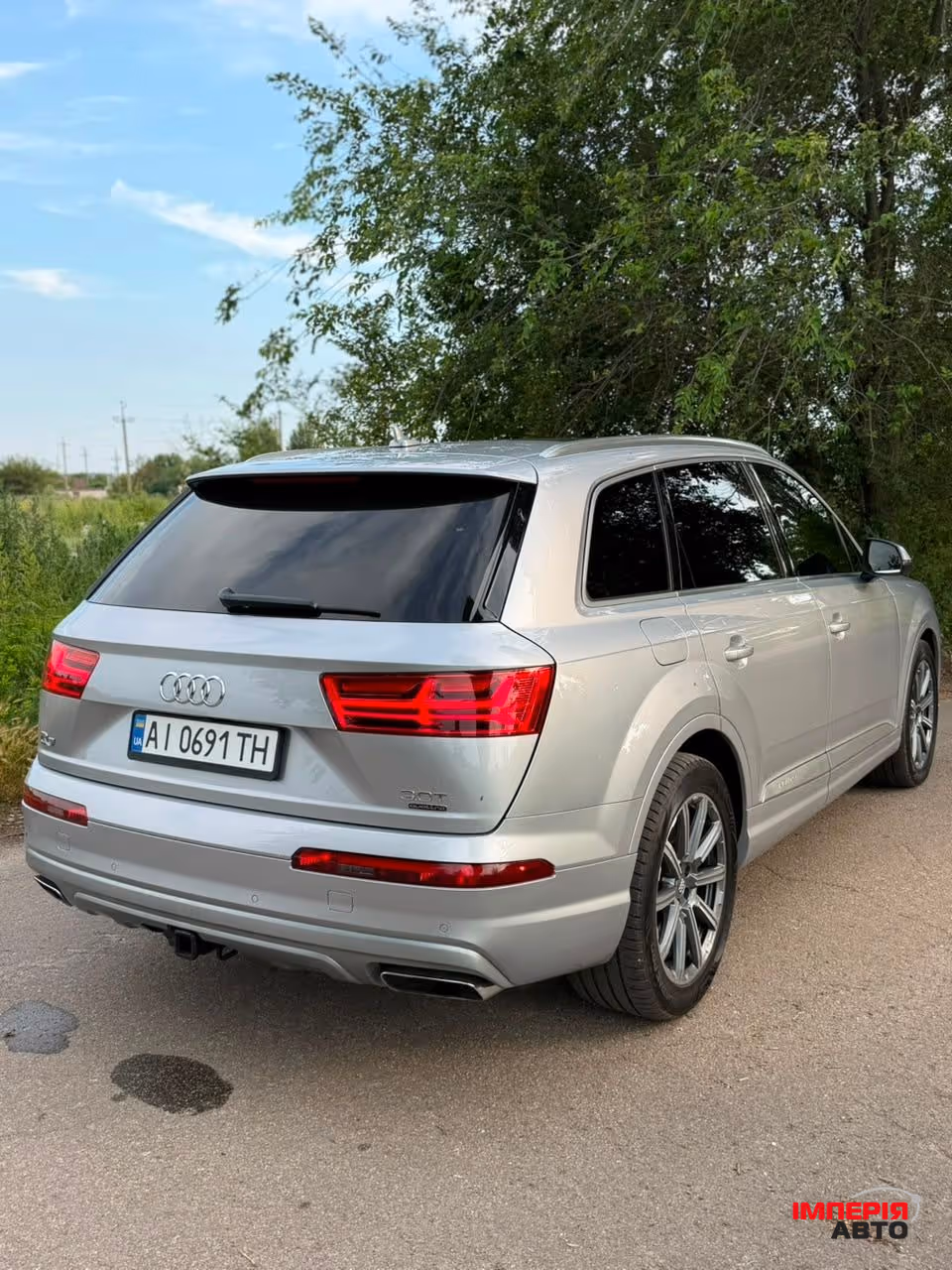 Audi Q7 - фото 5