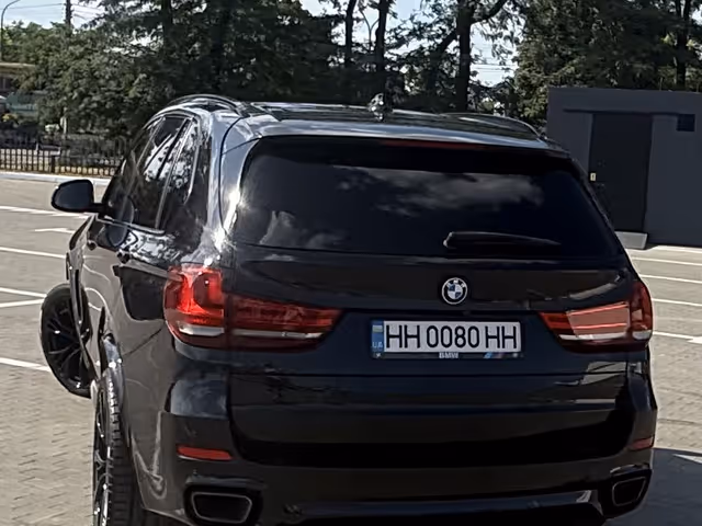 BMW X5 - фото 5