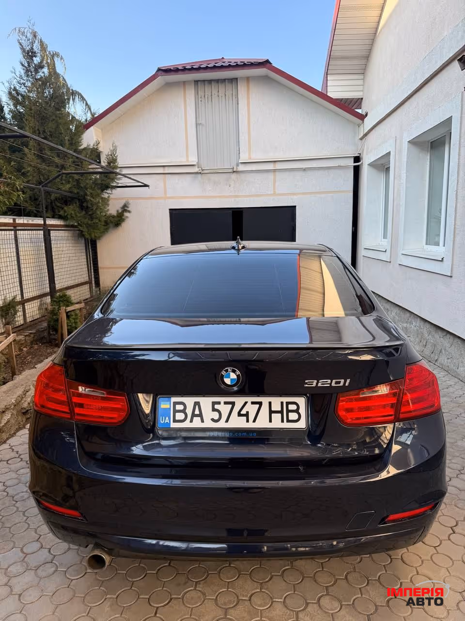 BMW 3 серії - фото 1