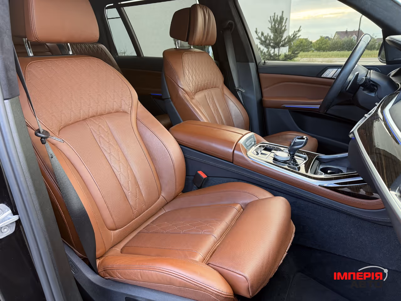 BMW X7 - фото 56