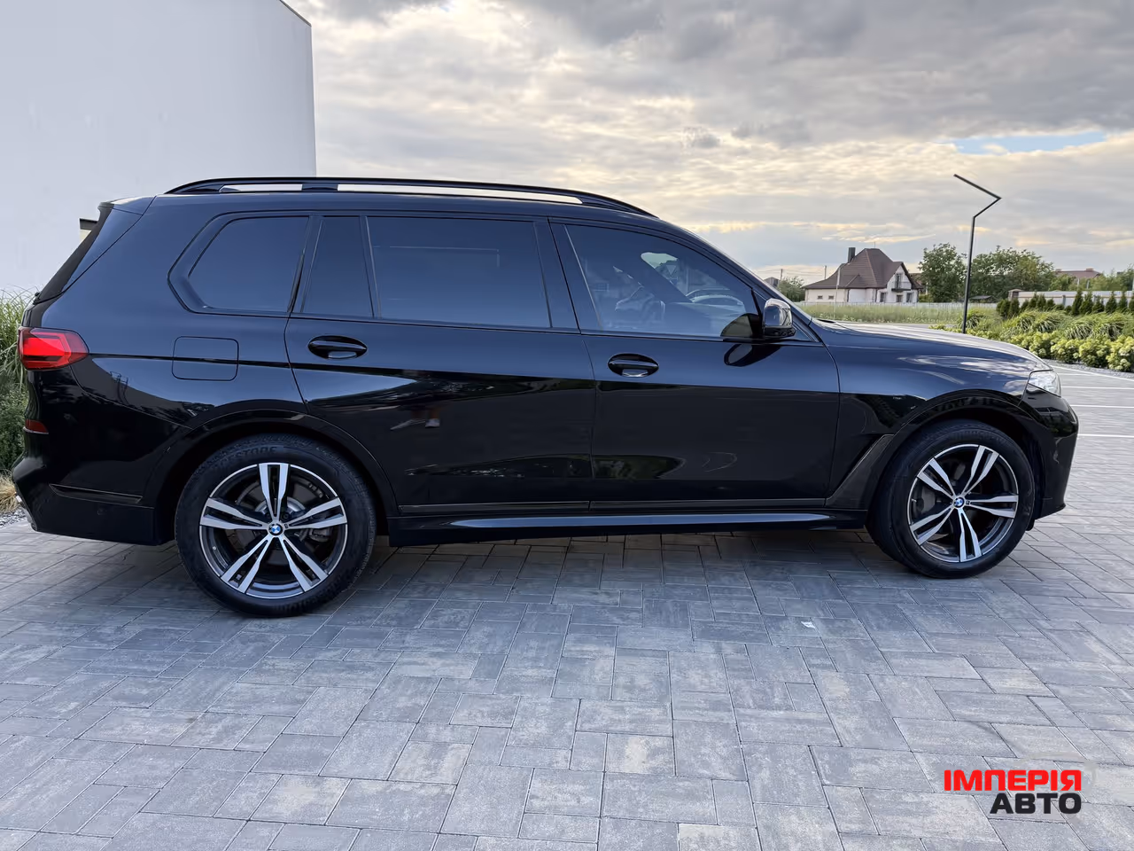 BMW X7 - фото 19