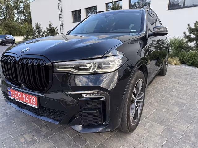 BMW X7 - фото 4