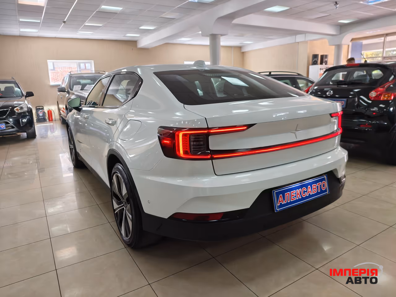 Polestar 2 - фото 3