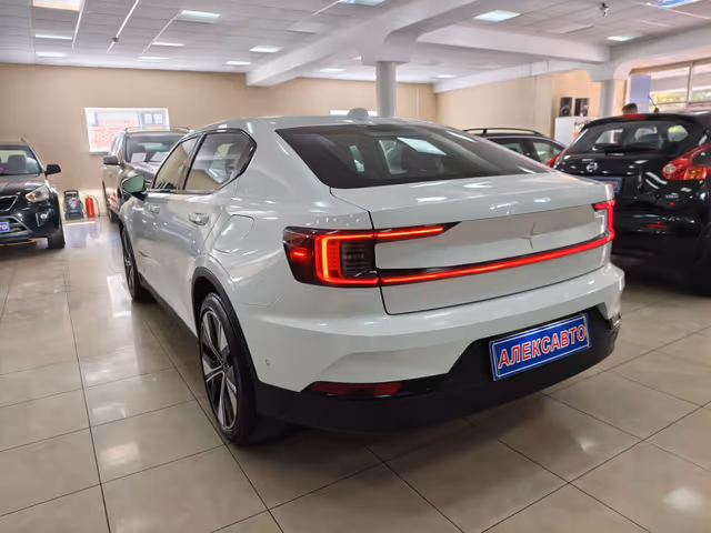Polestar 2 - фото 3