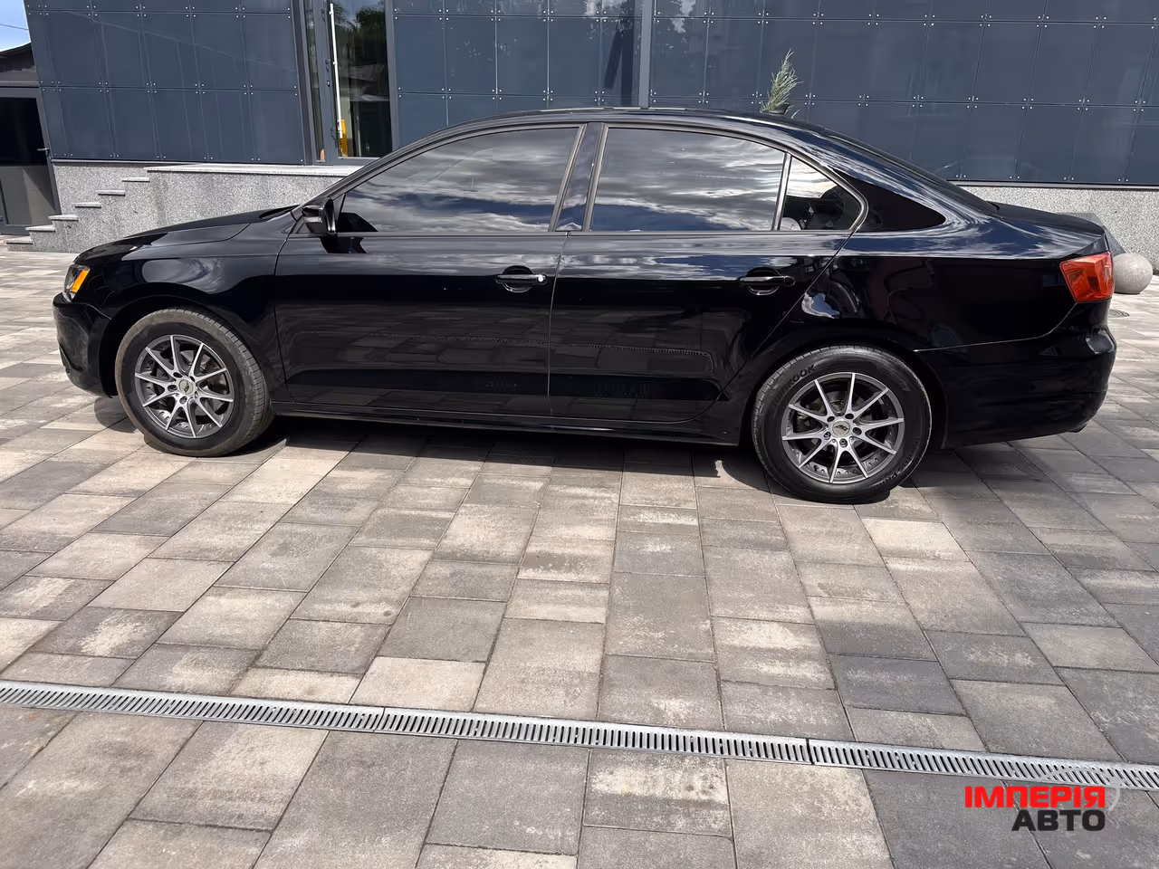 Volkswagen Jetta - фото 10