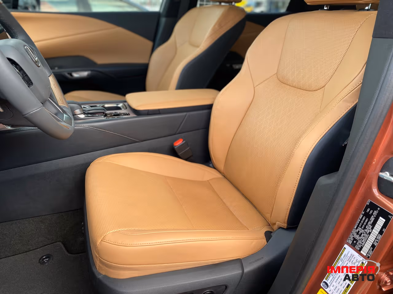 Lexus RX - фото 13