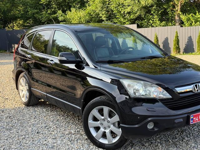 Honda CR-V - фото 1