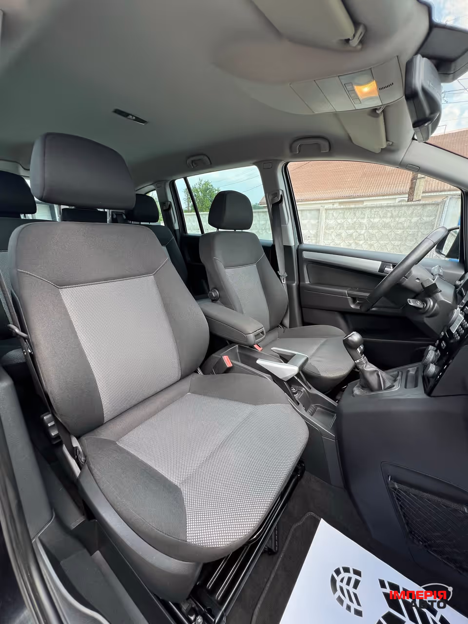 Opel Zafira - фото 30