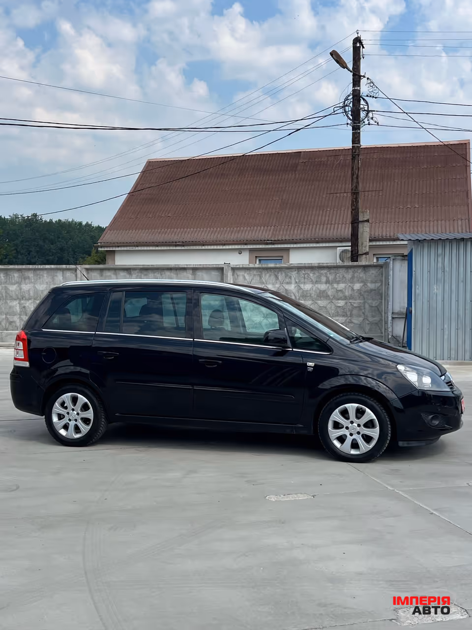 Opel Zafira - фото 12